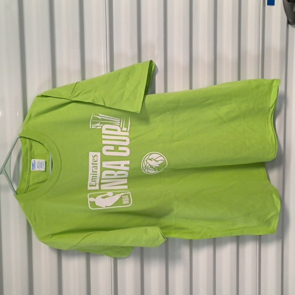 Emirates NBA Cup ~ Minnesota Timberwolves Graphic Short Sleeve T-Shirt XL